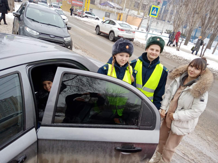 Акция «Пристегни самое дорогое!» «Пристегнись сам».