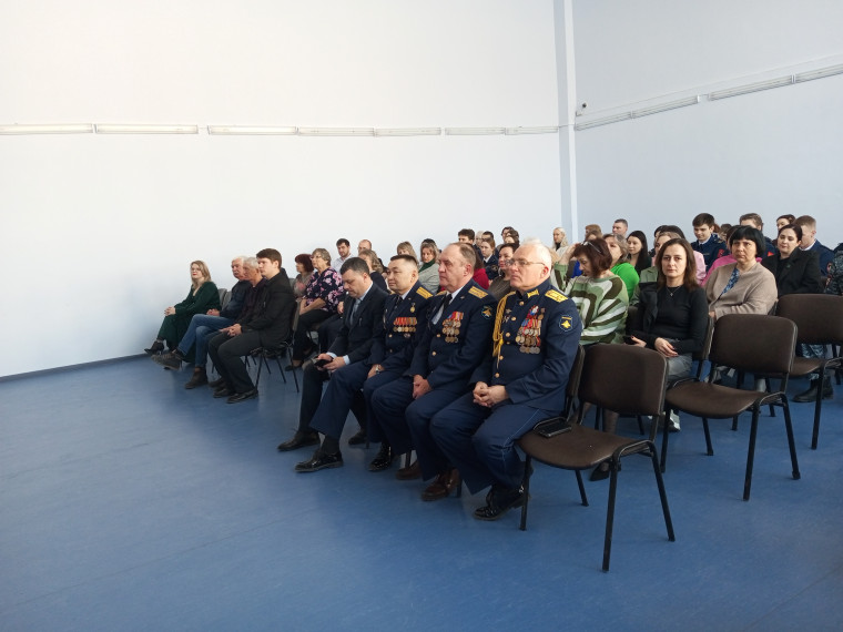 Торжественный концерт в преддверии Дня защитника Отечества.